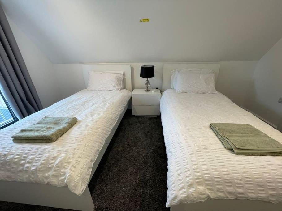 Orchid Lodge: Two-Bed Flat Near Blenheim Palace & Oxford Kidlington Exterior photo