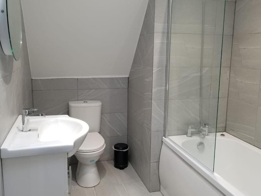 Orchid Lodge: Two-Bed Flat Near Blenheim Palace & Oxford Kidlington Exterior photo